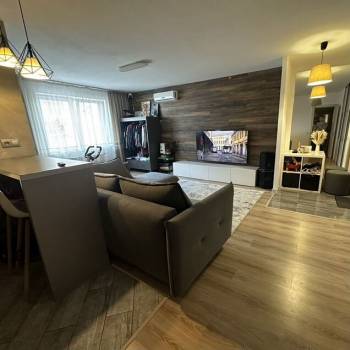 Продается 2-х комнатная квартира, 50 м²