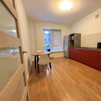 Сдается 1-комнатная квартира, 50 м²