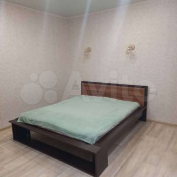 Продается 1-комнатная квартира, 35 м²