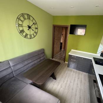 Сдается 1-комнатная квартира, 42 м²