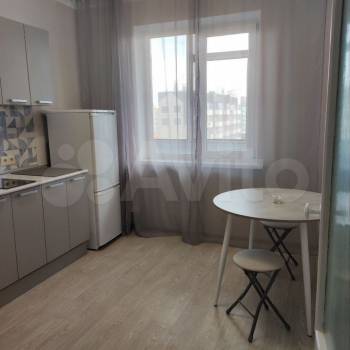 Сдается 1-комнатная квартира, 41 м²