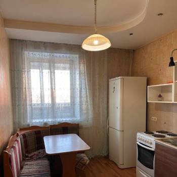 Сдается 1-комнатная квартира, 43 м²