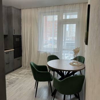 Сдается 1-комнатная квартира, 51 м²