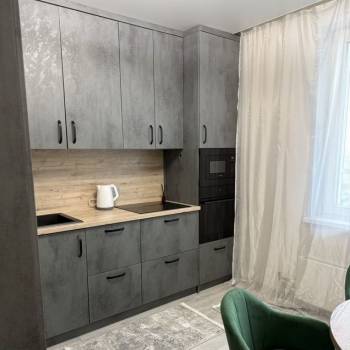 Сдается 1-комнатная квартира, 51 м²