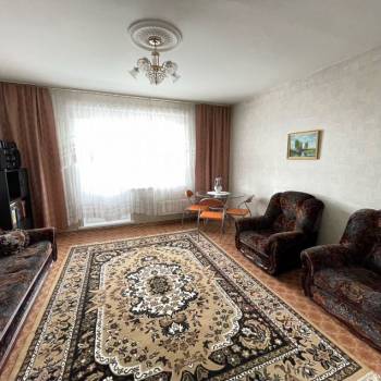 Продается Многокомнатная квартира, 82 м²