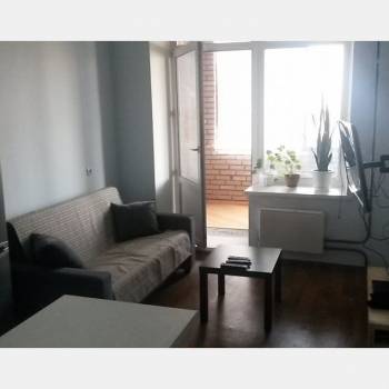 Сдается 1-комнатная квартира, 46 м²