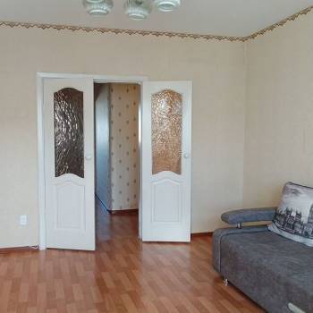 Продается 1-комнатная квартира, 37 м²