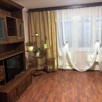 Продается Многокомнатная квартира, 81,9 м²