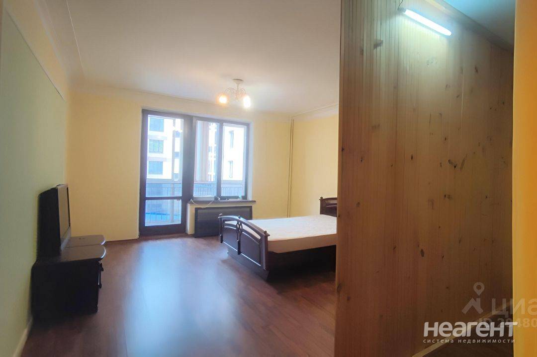 Продажа 3-ком. квартиры, Советский, ул. Молокова