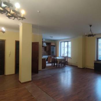 Продается 3-х комнатная квартира, 113,5 м²