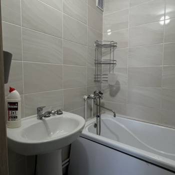 Продается 2-х комнатная квартира, 60,6 м²