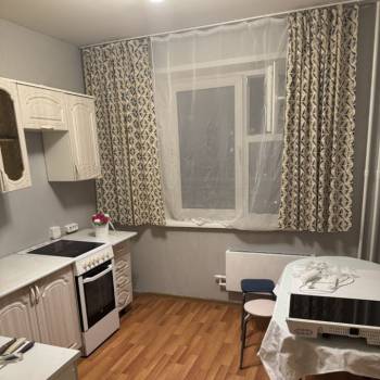 Продается 1-комнатная квартира, 41 м²