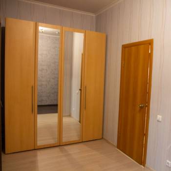 Сдается 1-комнатная квартира, 55 м²