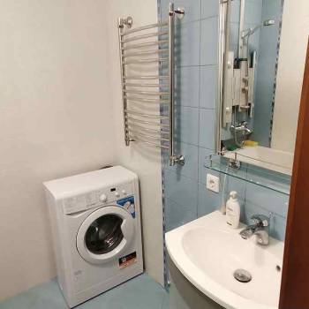 Сдается 2-х комнатная квартира, 75 м²