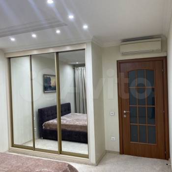 Сдается 2-х комнатная квартира, 111 м²
