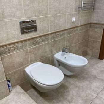Сдается 2-х комнатная квартира, 111 м²
