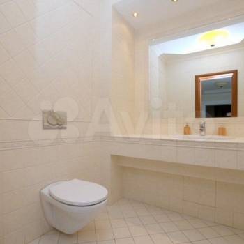 Сдается 2-х комнатная квартира, 111 м²
