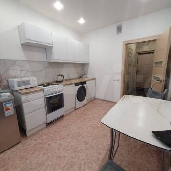 Сдается 1-комнатная квартира, 35 м²