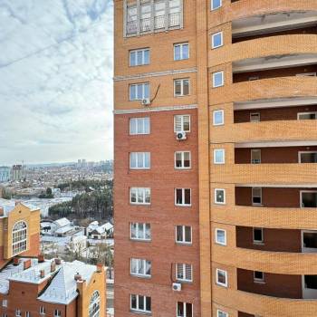 Сдается 1-комнатная квартира, 58 м²