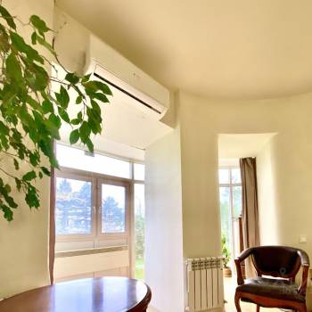 Продается Многокомнатная квартира, 190 м²