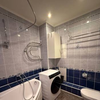 Продается 2-х комнатная квартира, 64 м²