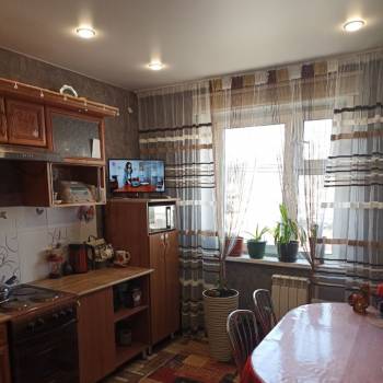 Продается 1-комнатная квартира, 41 м²