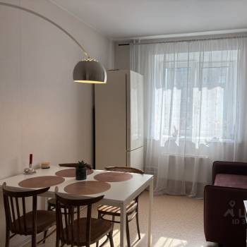 Продается 2-х комнатная квартира, 55 м²