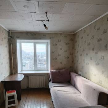 Продается Многокомнатная квартира, 100 м²