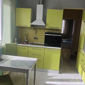 Продается 1-комнатная квартира, 38 м²