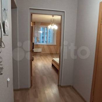Продается 1-комнатная квартира, 44 м²