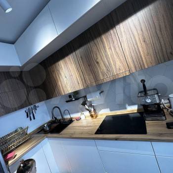 Продается 1-комнатная квартира, 46 м²