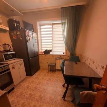 Сдается Многокомнатная квартира, 79,8 м²