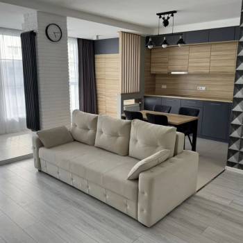 Продается 1-комнатная квартира, 49 м²