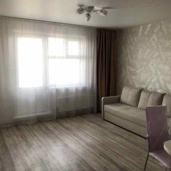 Сдается 1-комнатная квартира, 37 м²