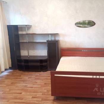 Сдается 1-комнатная квартира, 37 м²