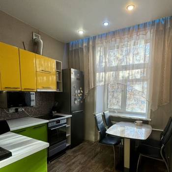 Продается 1-комнатная квартира, 41 м²