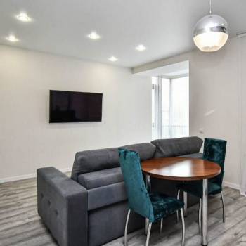 Продается 1-комнатная квартира, 59,2 м²