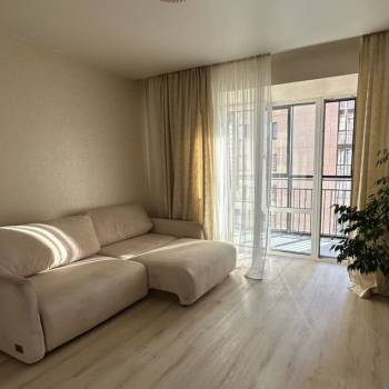 Продается 1-комнатная квартира, 28,6 м²