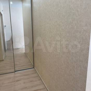Продается 1-комнатная квартира, 28,6 м²