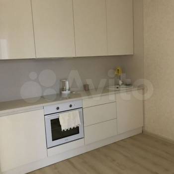Продается 1-комнатная квартира, 28,6 м²