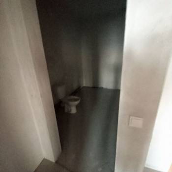 Продается 1-комнатная квартира, 37 м²