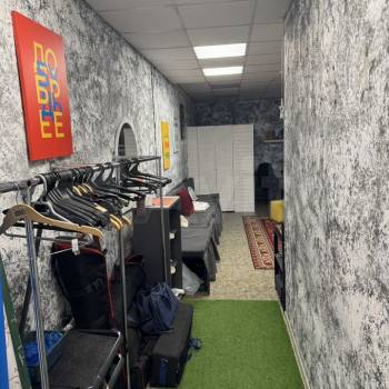 Продается Нежилое помещение, 242 м²