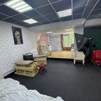 Продается Нежилое помещение, 242 м²