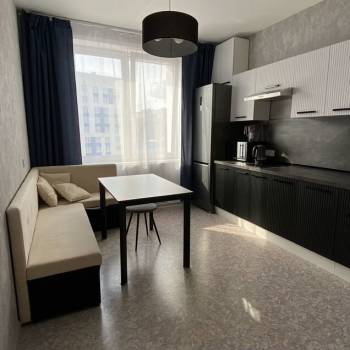 Сдается 1-комнатная квартира, 35 м²