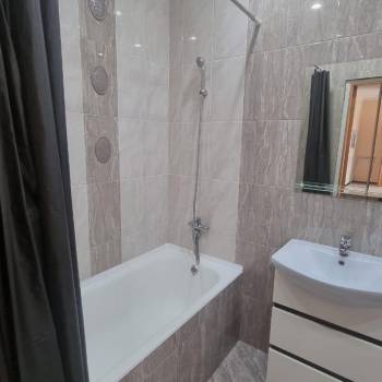 Сдается 1-комнатная квартира, 47 м²