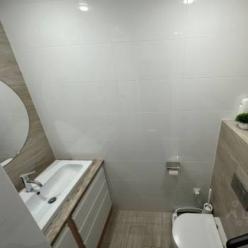 Продается Многокомнатная квартира, 139 м²