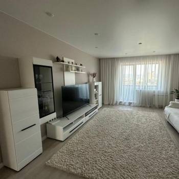 Продается Многокомнатная квартира, 139 м²