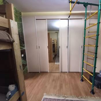 Продается Многокомнатная квартира, 99 м²
