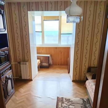 Продается Многокомнатная квартира, 79,4 м²