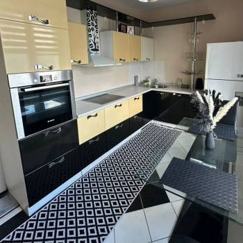 Продается 1-комнатная квартира, 39 м²